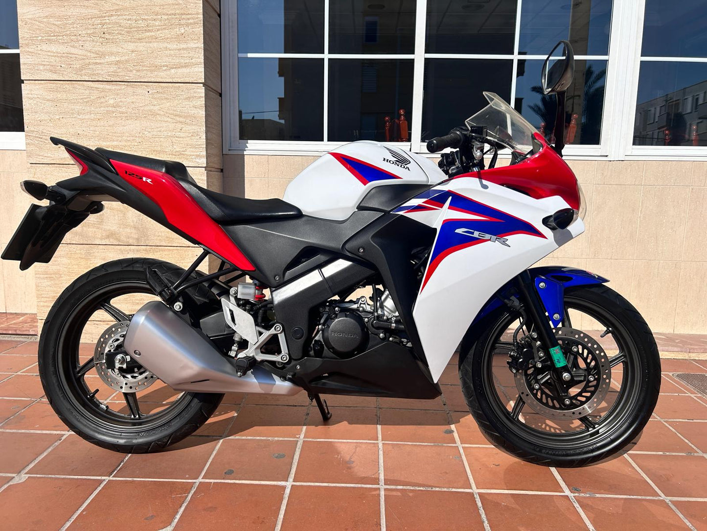 HONDA CBR 125