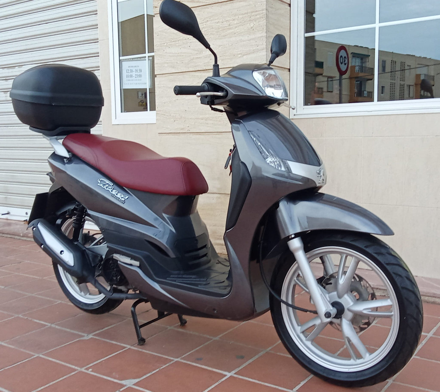PEUGEOT TWEET 125 2013 2000KM