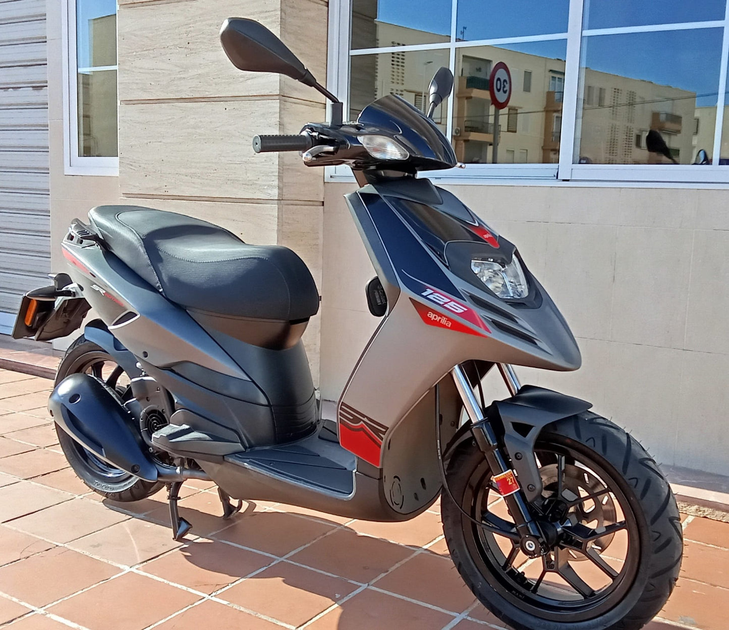 APRILIA SR 125 2017