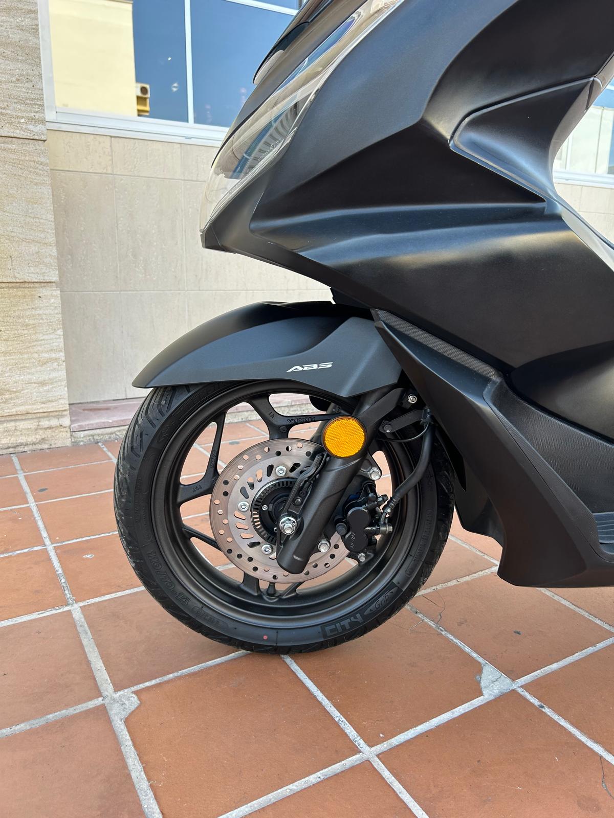 HONDA PCX 125 2021 2000KM