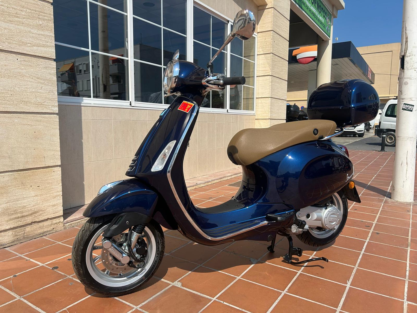VESPA PRIMAVERA 50 2021 3000KM