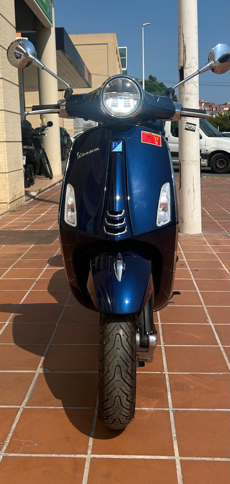 VESPA PRIMAVERA 50 2021 3000KM
