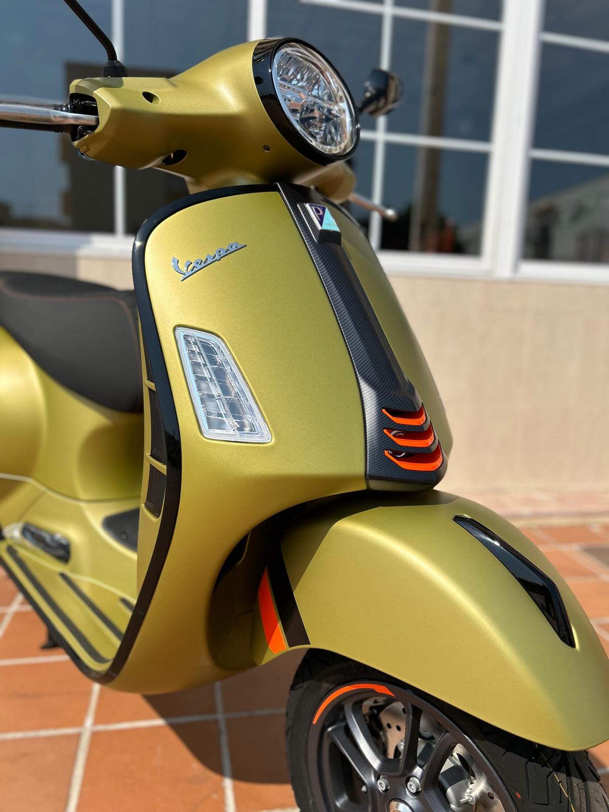 VESPA GTS SUPERSPORT 125cc