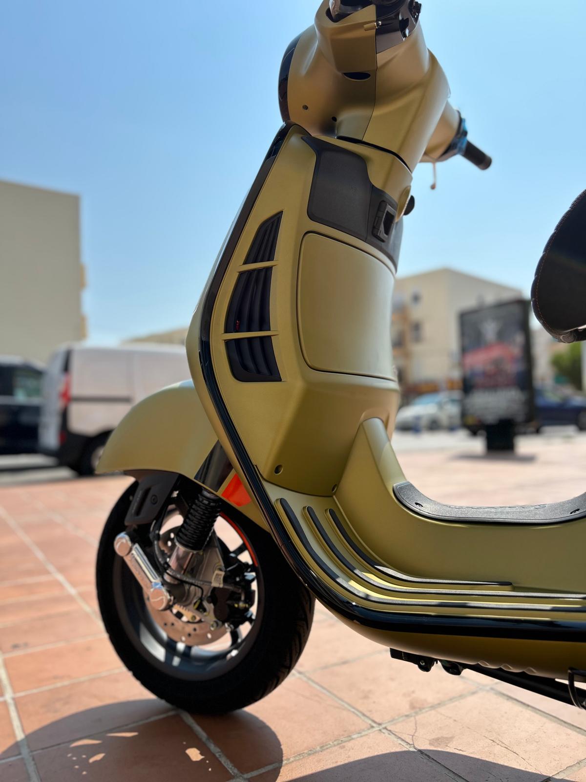 VESPA GTS SUPERSPORT 125cc