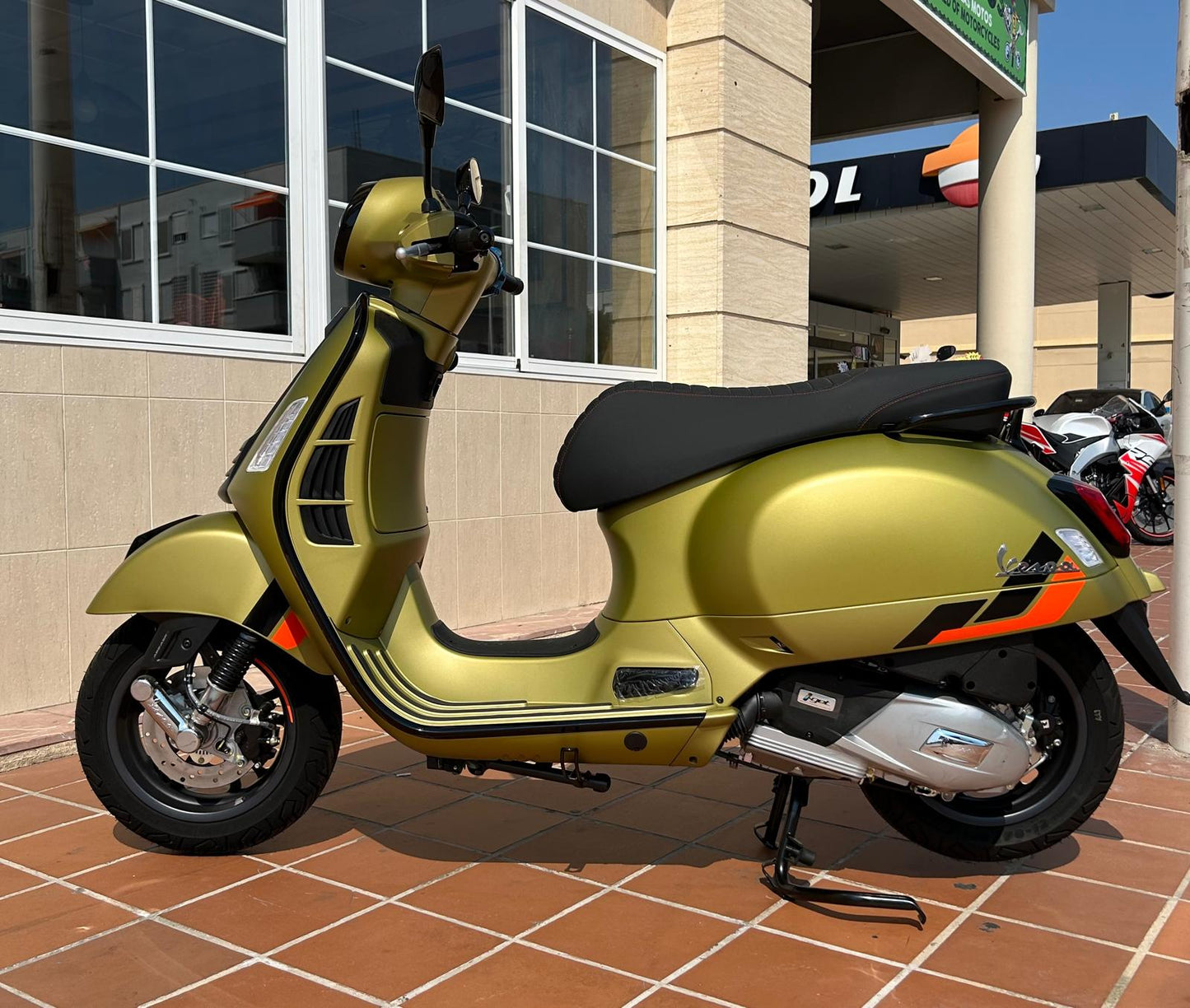 VESPA GTS SUPERSPORT 125cc