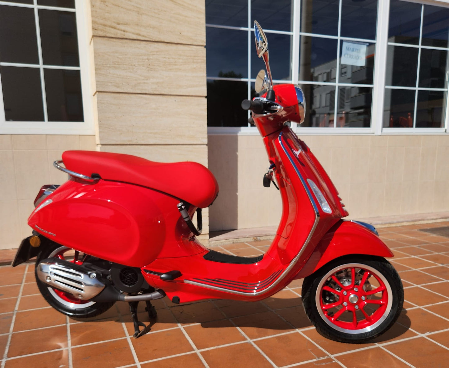 VESPA PRIMAVERA 125 RED EDITION 2022 57KM