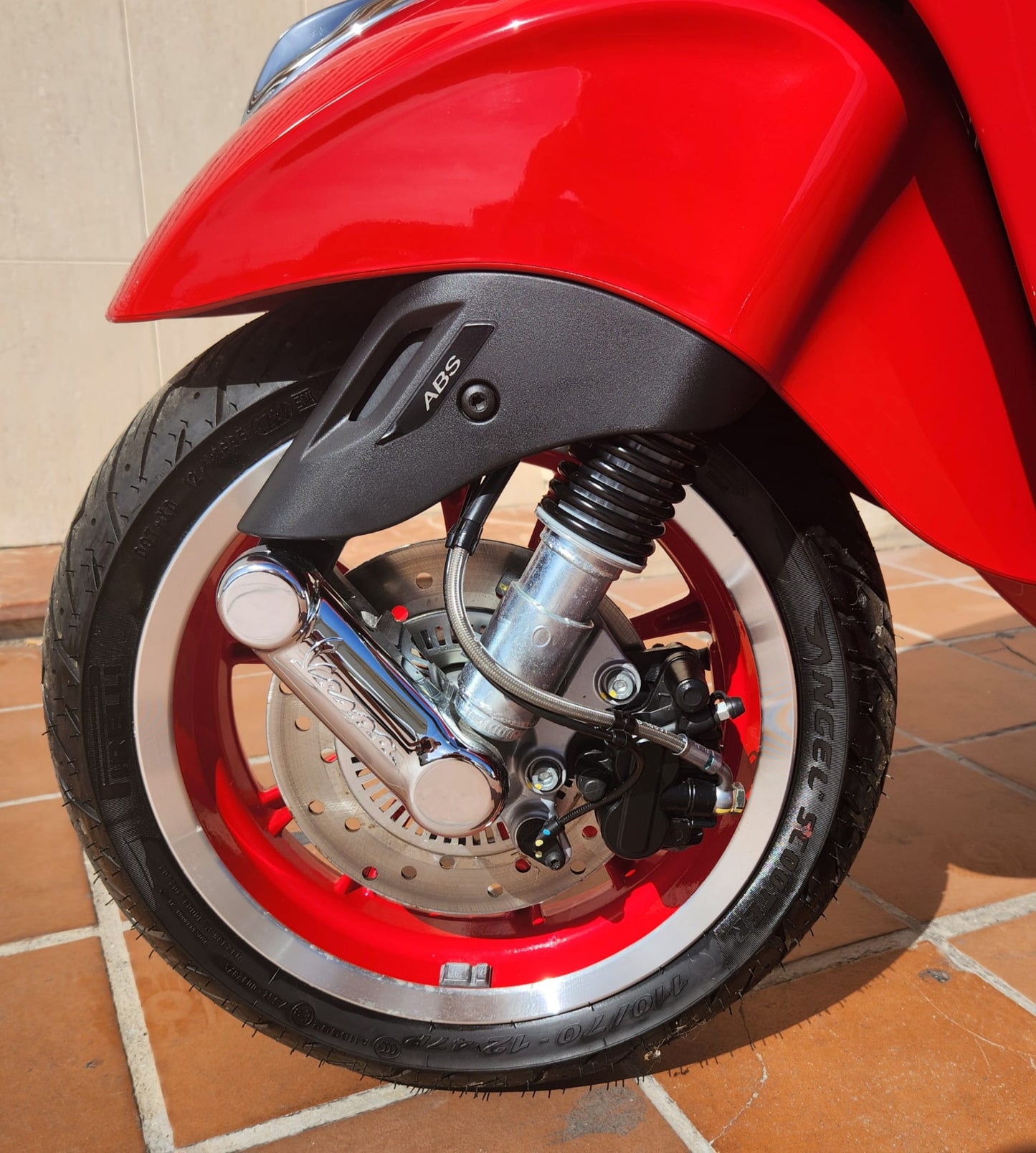 VESPA PRIMAVERA 125 RED EDITION 2022 57KM