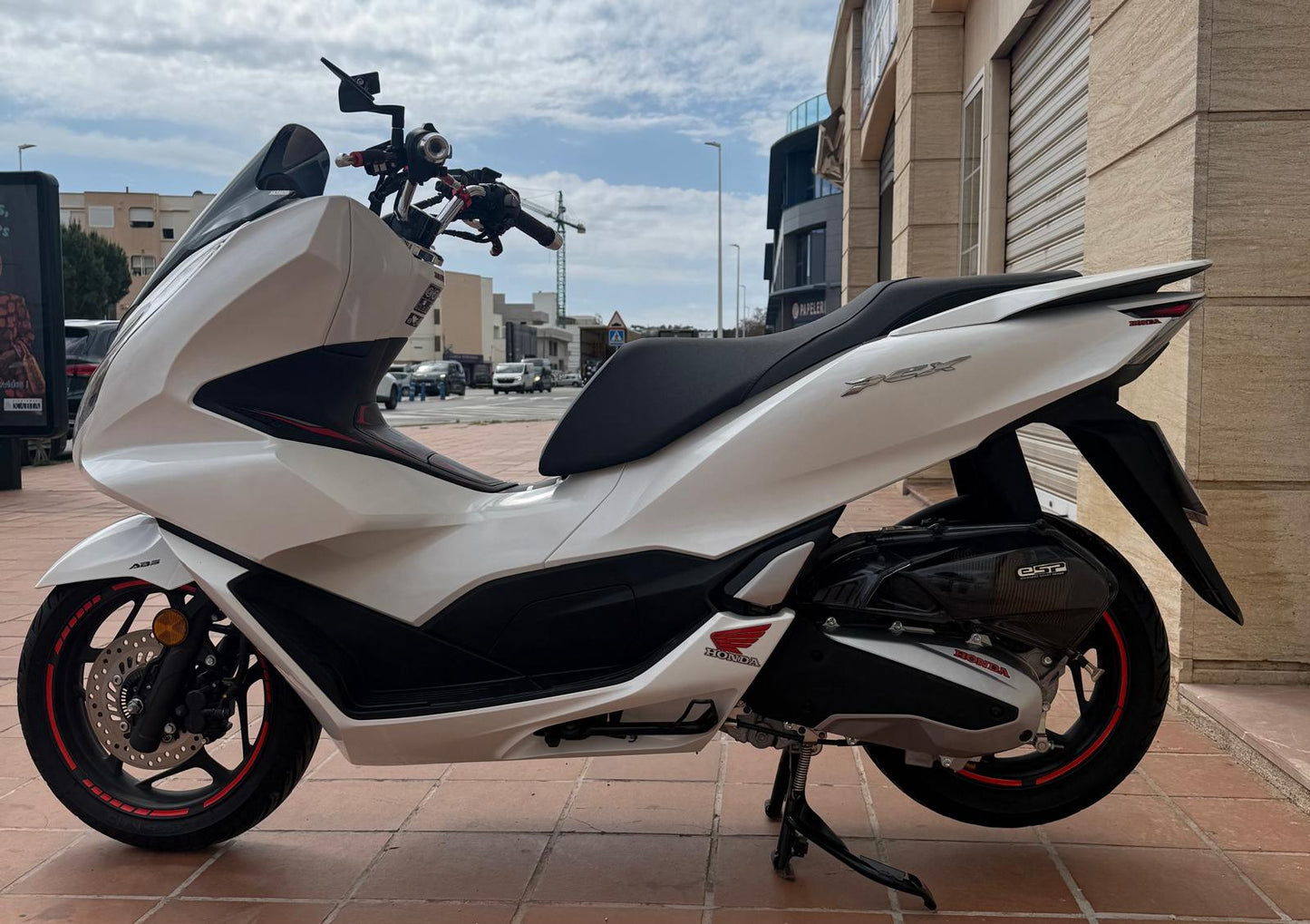 HONDA PCX 125 2023 2000 KM