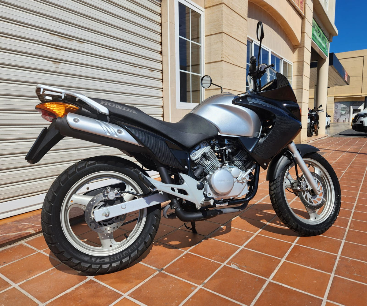 HONDA VARADERO XL 125 2006 12500KM