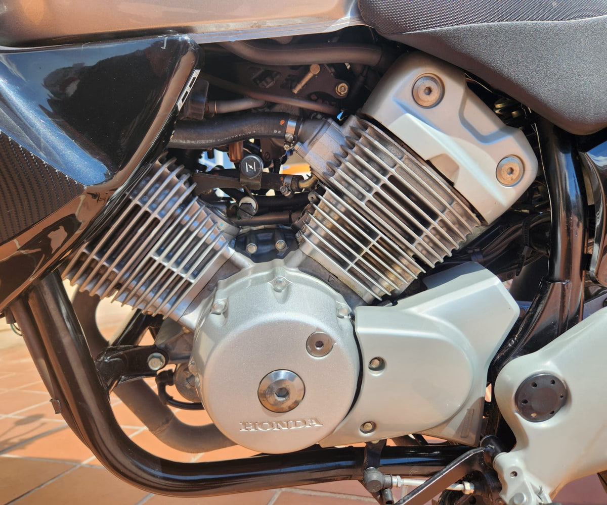 HONDA VARADERO XL 125 2006 12500KM