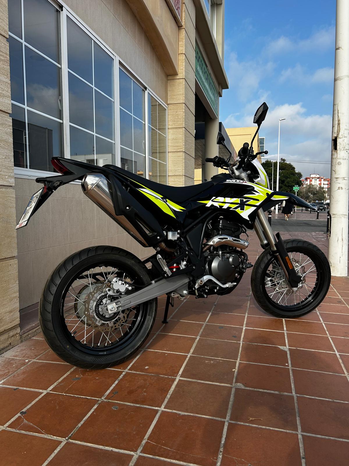MH SUPERMOTARD 125 2024 500KM