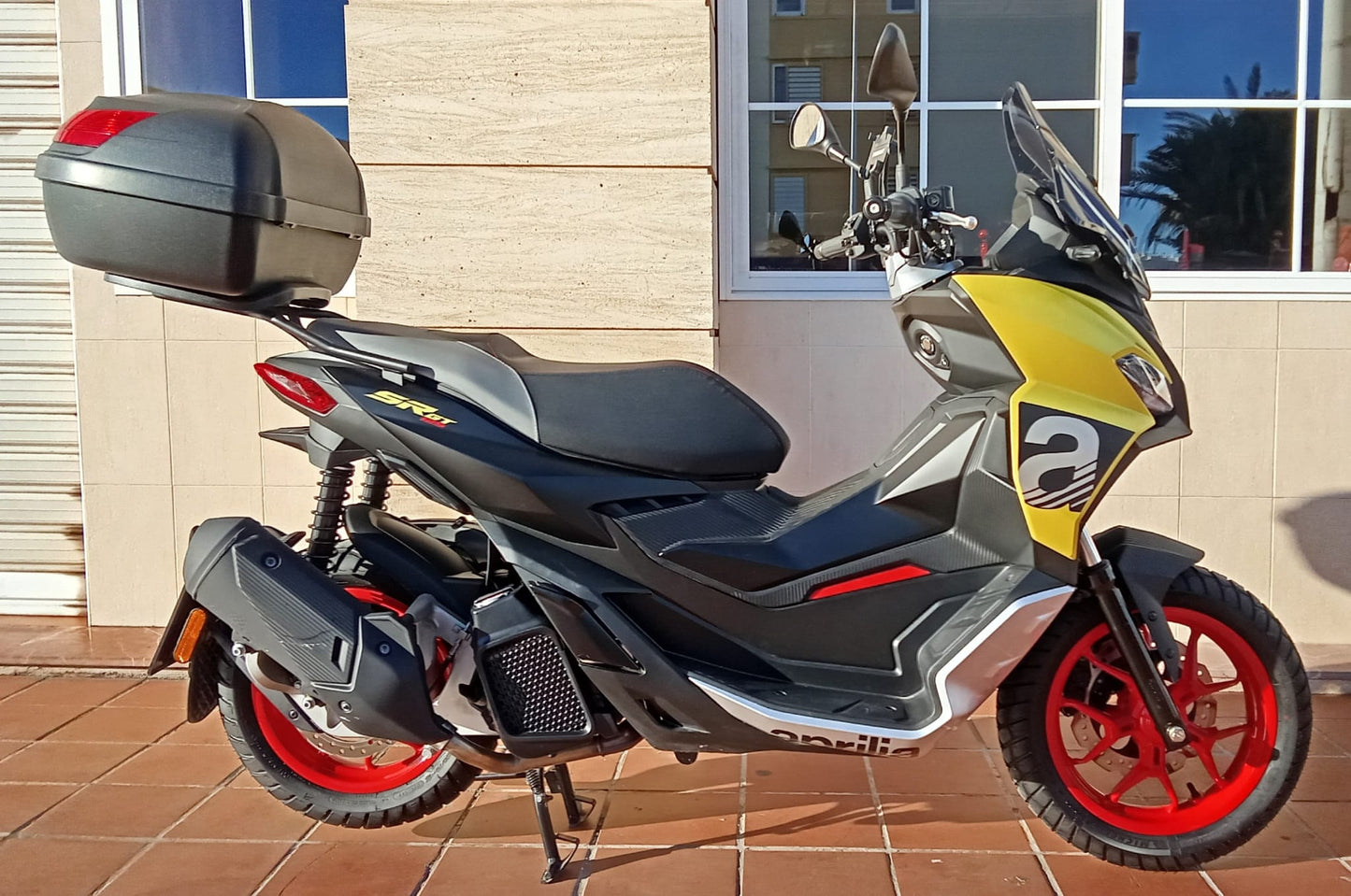 APRILIA SR GT 125cc 2024
