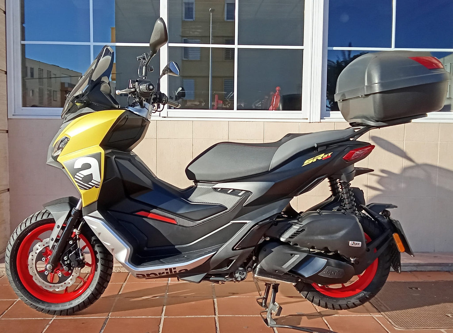 APRILIA SR GT 125cc 2024