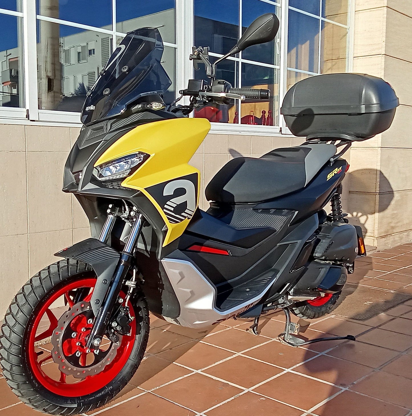 APRILIA SR GT 125cc 2024