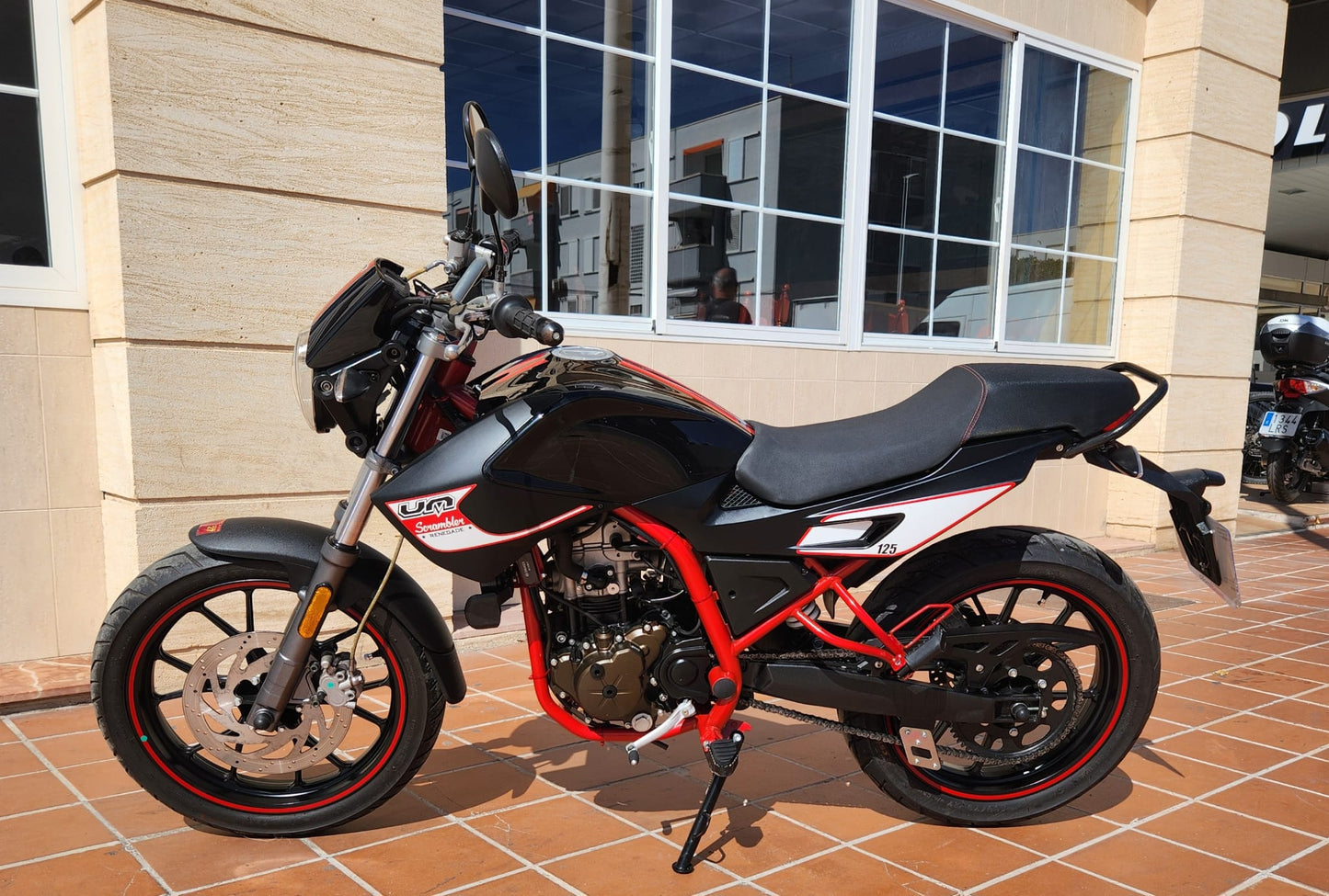 UM SCARMBLE 125 2019 7000KM