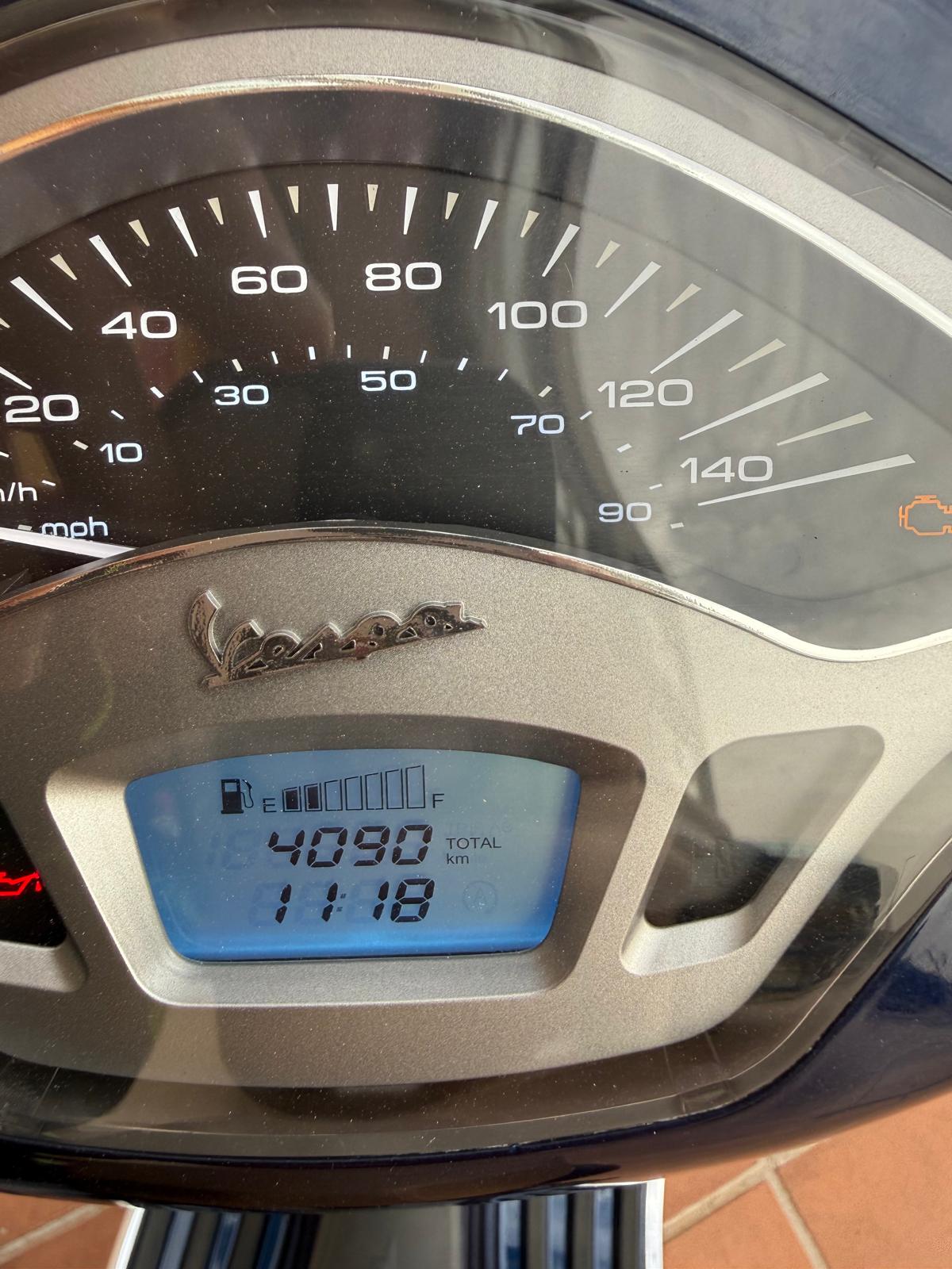 VESPA PRIMAVERA 125 2024 4000KM