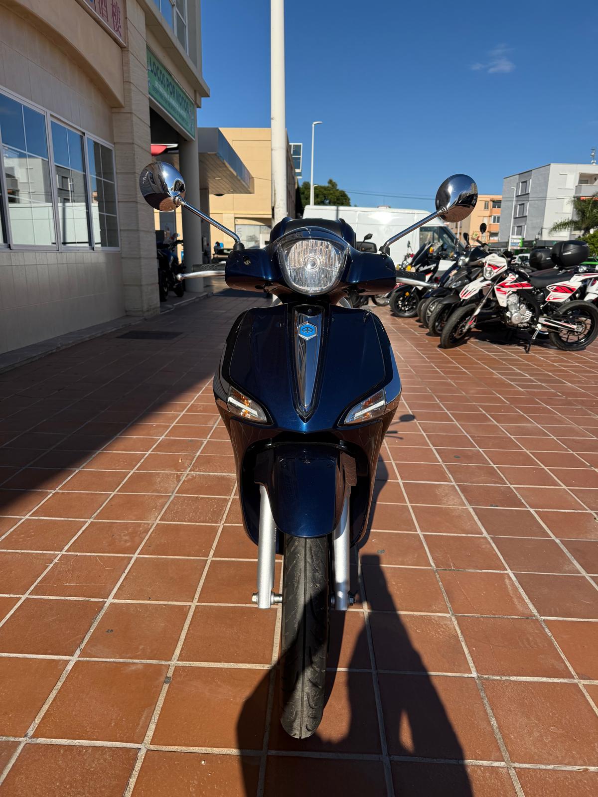 PIAGGIO LIBERTY 125 2020 SOLO 300KM