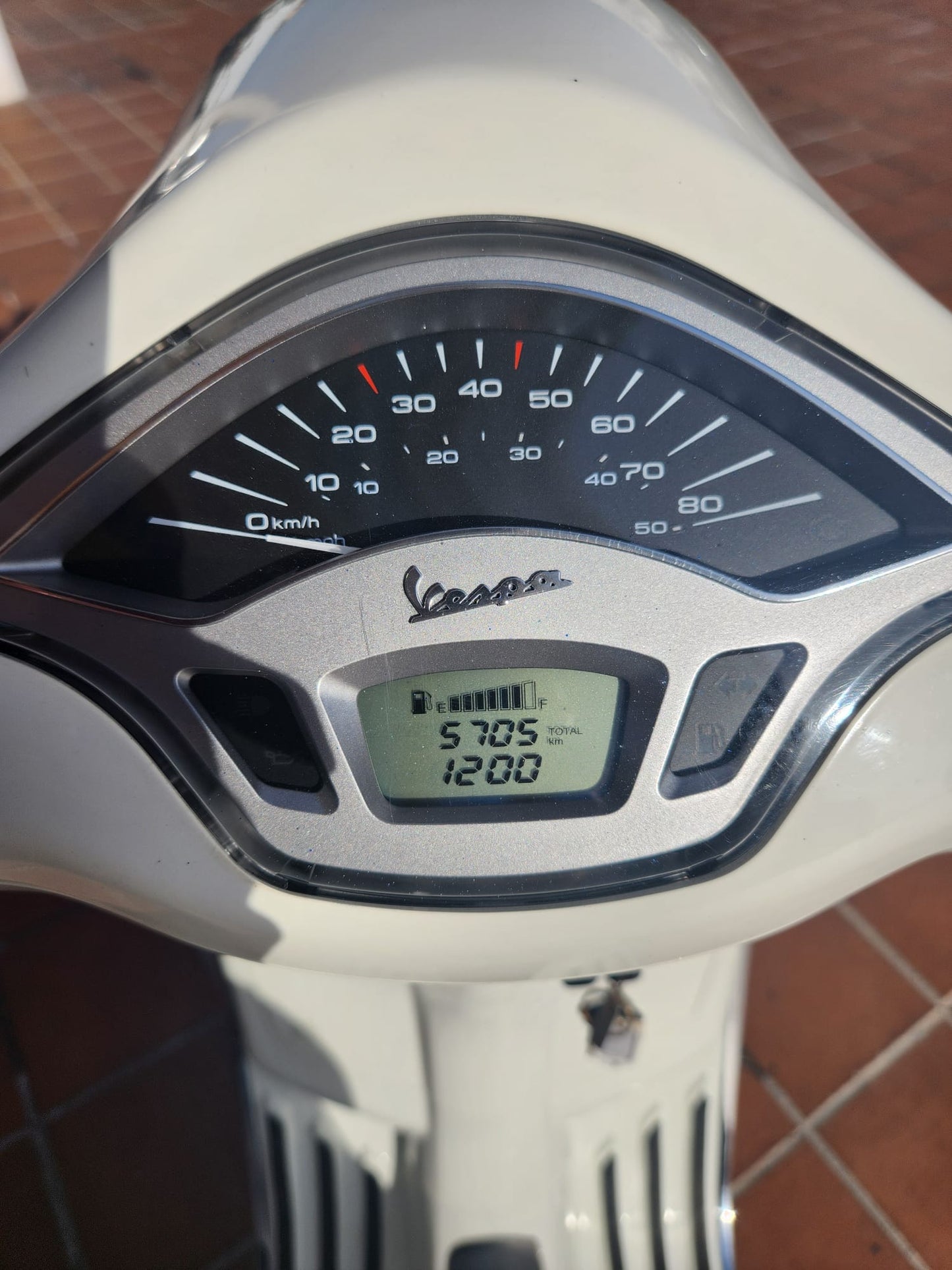 VESPA PRIMAVERA 50 2019 5000KM