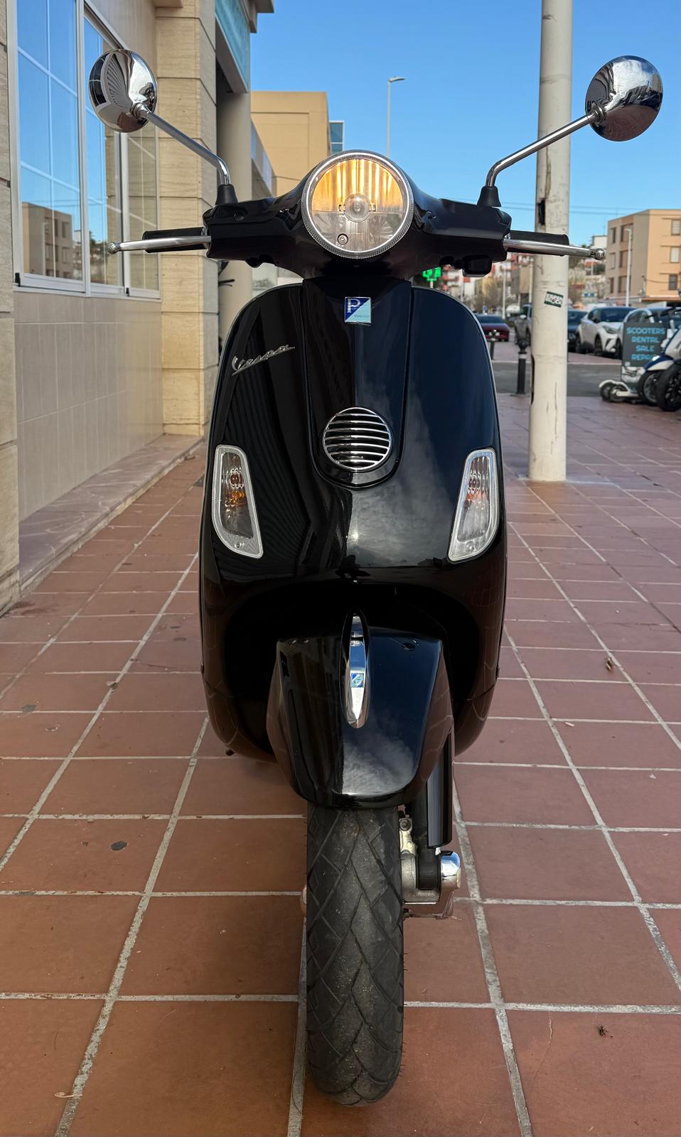 VESPA LX 50 2011