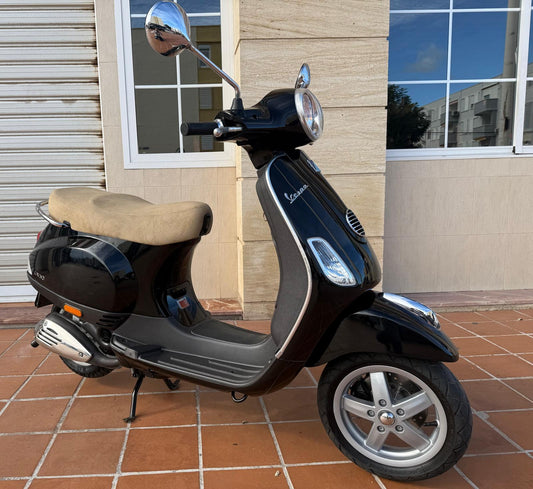 VESPA LX 50 2011