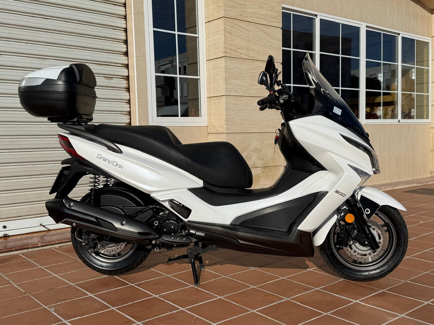 KYMCO GRAND DINK 300 2021 15000