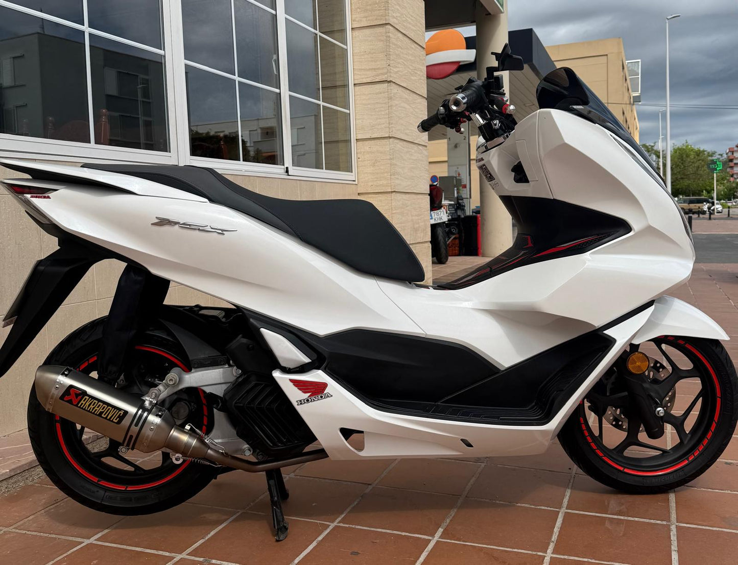 HONDA PCX 125 2023 2000 KM